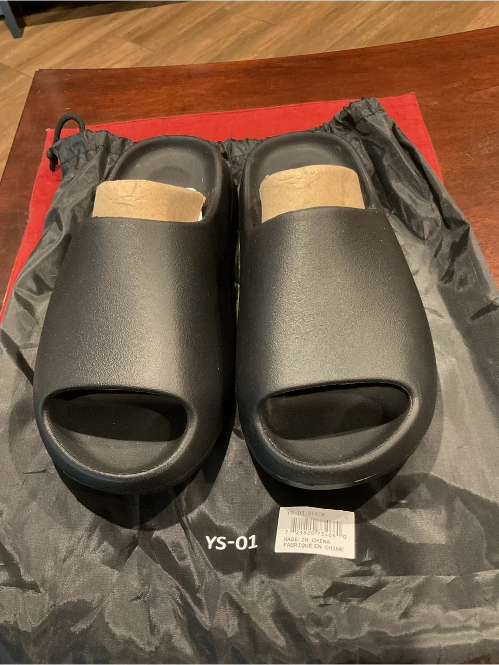 Yeezy Black YS-01 Slide Sandals Size 9